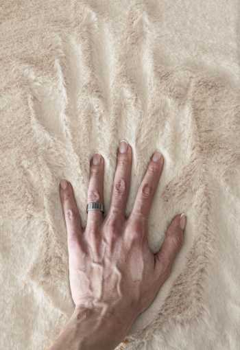 [kusovy-koberec-bunny-n32-1_1770712326.jpg]