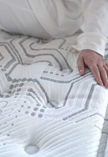 [carbonio-luxury-06_1792144029.jpg]