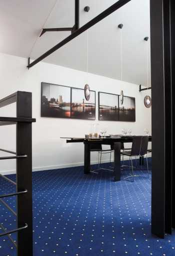 [koberec_pm_strauss_000.jpg]