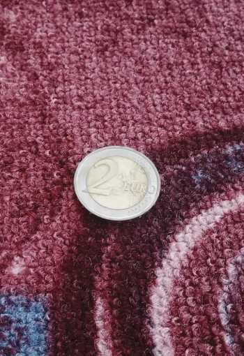 [koberec-drops-84-3.jpg]