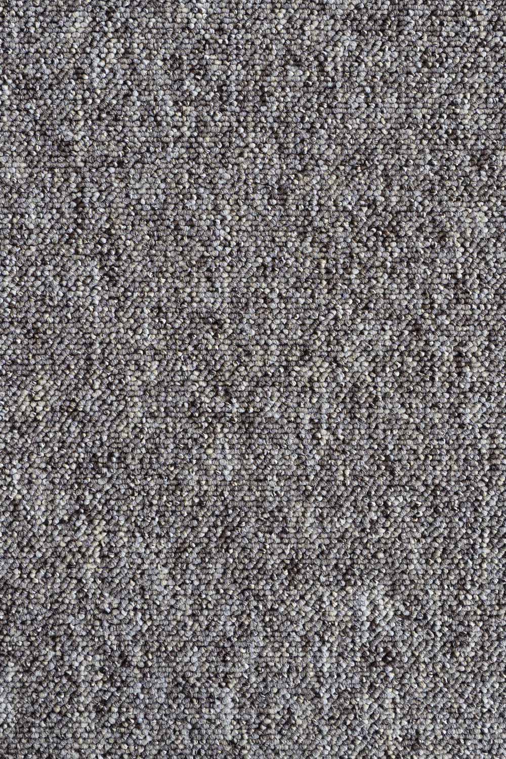 Metrážny koberec BINGO 6885