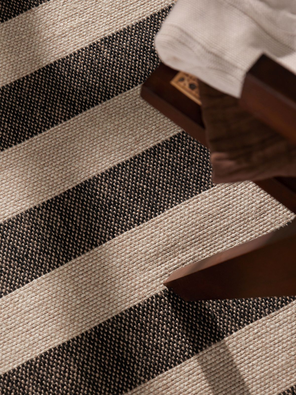Kusový behúň Hanse Home Handloom 106334 Natural White Black 80x200 cm
