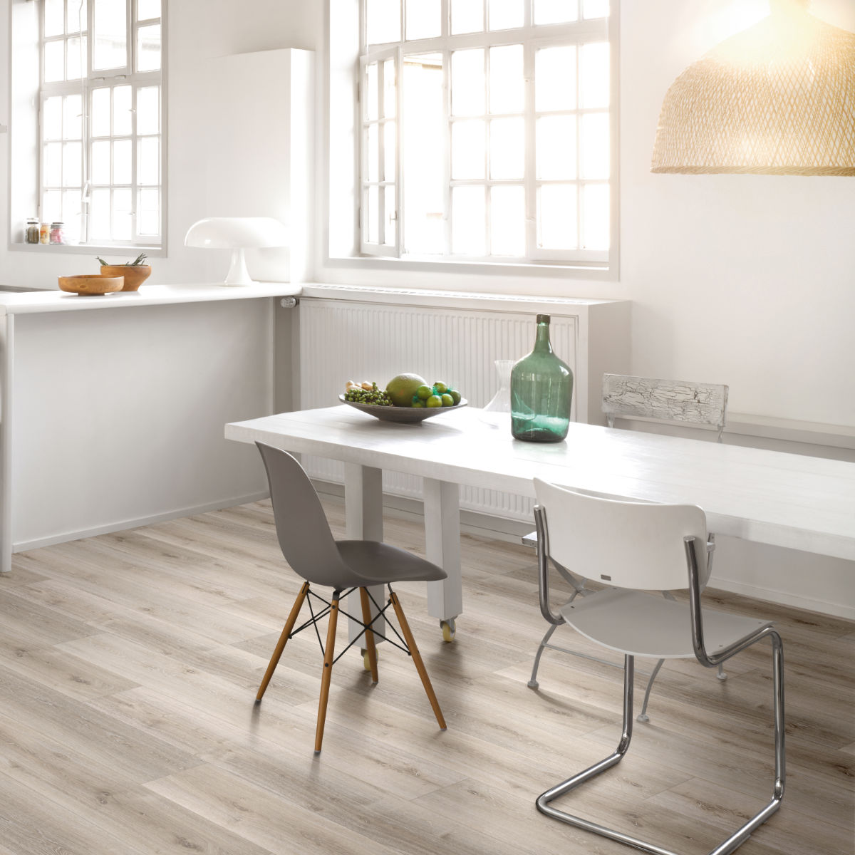 Kompozitná podlaha PARADOR Vinyl Basic 5.3 4V 1743001 Dub šedý bielený 2,176 m2