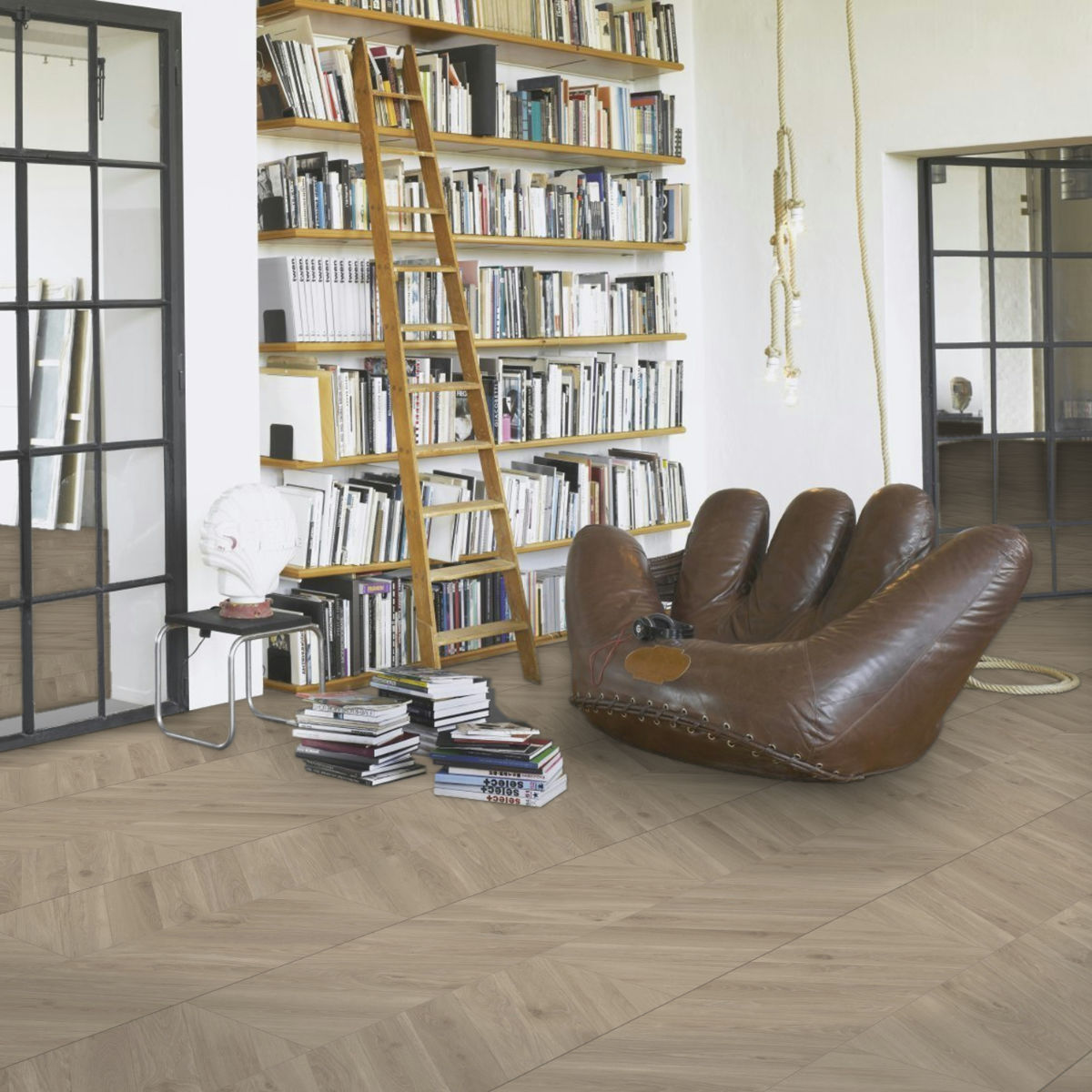 Laminátová podlaha PARADOR Trendtime 8 Chevron 2V 1748771 Dub Loire sivý 2,12 m2