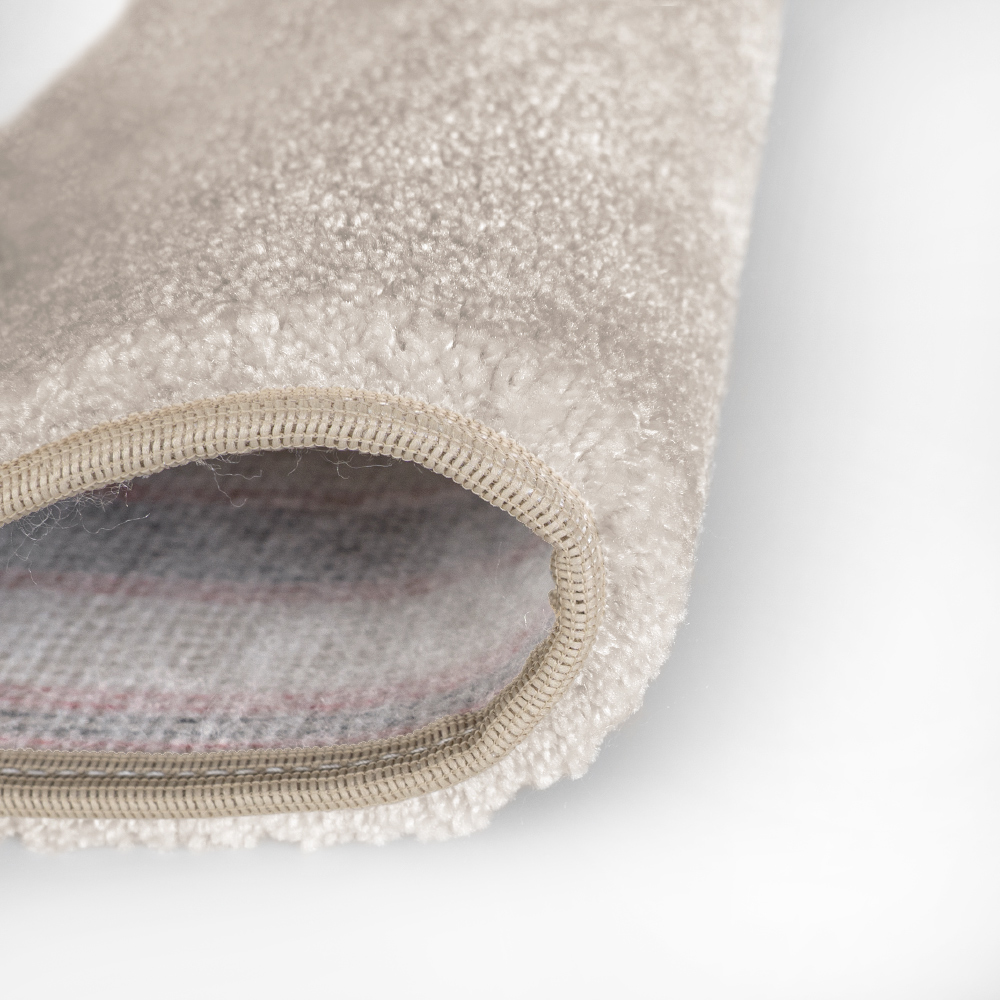 Metrážny koberec SILK 33 400 cm